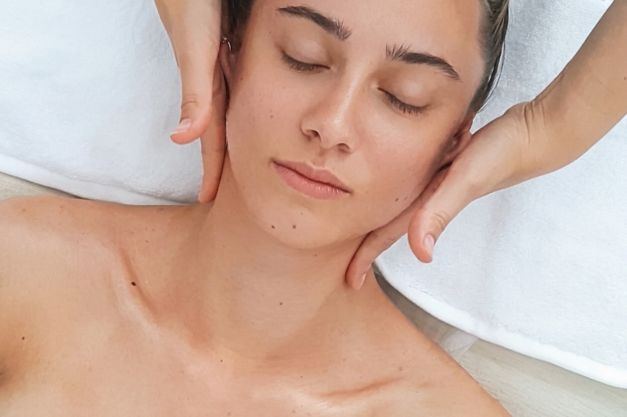 gesichtsmassage augsburg frau slavna